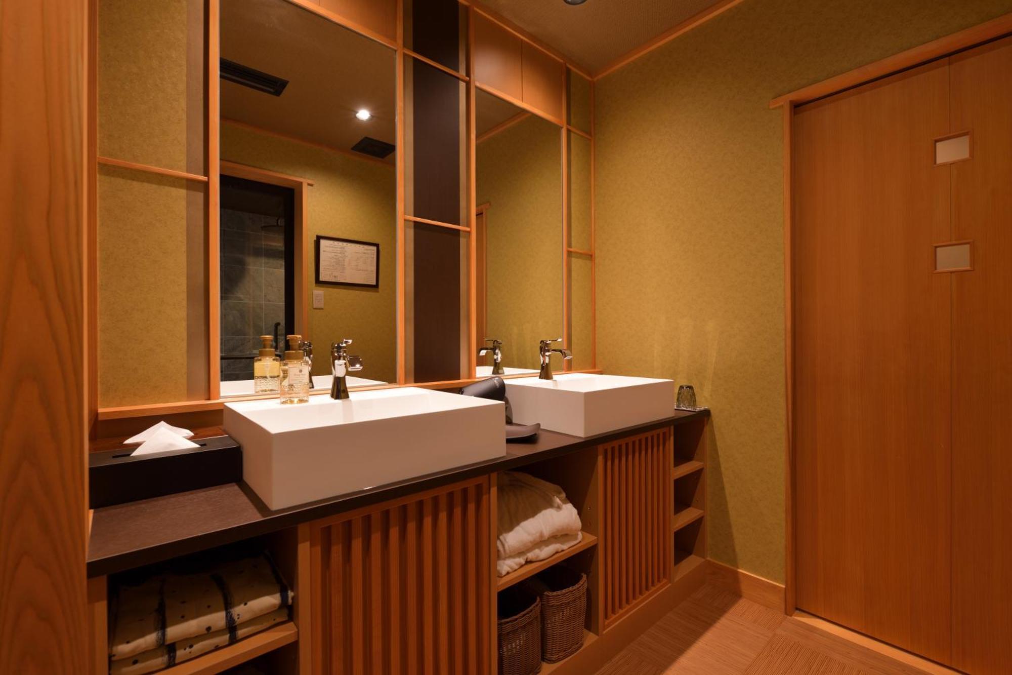 Tsuruya Hotel Nakanojo Ngoại thất bức ảnh